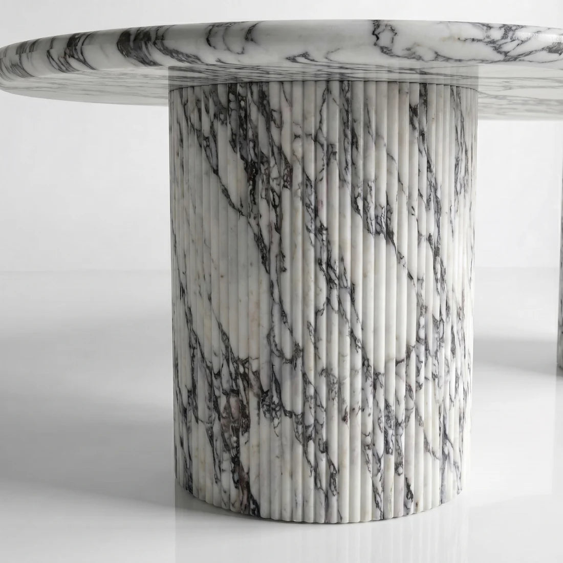 Arabescato Marble Oval Dining Table - Fluted